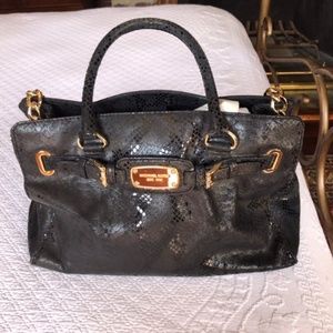 Michael Kors skin purse